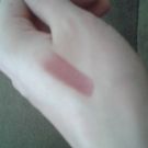 Swatch de Anyanka : Studded Kiss Lipstick - Rouge à lèvres, Kat Von D