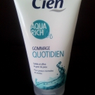 Swatch de favorinis : Gommage Quotidien Aqua Rich, Cien