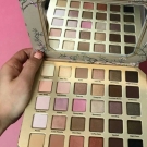 Swatch de VicFag : Natural Love, Too Faced
