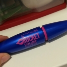 Swatch de clocloe285 : Mascara Volum'Express The Rocket, Maybelline New York