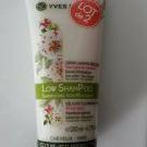 Swatch de clocloe285 : Low Shampoo - Crème lavante délicate, YVES ROCHER