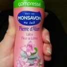 Swatch de clocloe285 : Pierre d'alun Lait et Fleur de Lotus, Monsavon