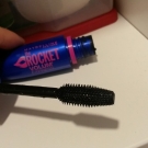 Swatch de clocloe285 : Mascara Volum'Express The Rocket, Maybelline New York