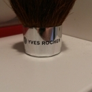 Swatch de clocloe285 : Pinceau Kabuki, Yves Rocher