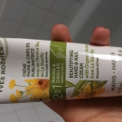 Swatch de Nanalas : Beauté des mains crème sublimatrice 2 en 1 mains et ongles, Yves Rocher