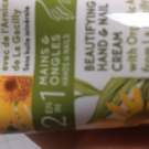 Swatch de Nanalas : Beauté des mains crème sublimatrice 2 en 1 mains et ongles, Yves Rocher