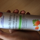 Swatch de Nanalas : Nordic Berry Brume Corps Express, Neutrogena