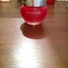 Swatch de Natty : Crème Perfectrice Pivoine, L'Occitane