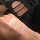 Swatch de Dinatia : Color Appeal Trio Pro, L'Oréal Paris