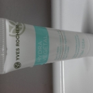 Swatch de Aruasiko : Gel Crème Hydratation Intense 24h, Yves Rocher