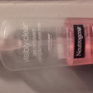 Swatch de Aruasiko : Gel Nettoyant Pamplemousse Rose Visibly Clear, Neutrogena
