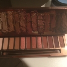 Swatch de Thelifeofm-c : Naked Heat Palette de fards à paupières, Urban Decay