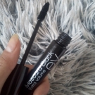 Swatch de Alison : Mascara Black Extra Volume, Rougj