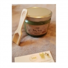 Swatch de L’étincelle de Jess : Gommage aux sels de la Mer Morte, Sabon