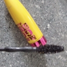 Swatch de Claire.agt : Mascara Colossal Volum'Express, Maybelline New York