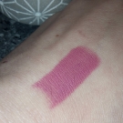 Swatch de Claire.agt : Matte Lipstick, NYX