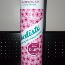 Swatch de Claire.agt : Shampoing sec Blush, Batiste