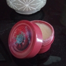 Swatch de Claire.agt : Baume à Lèvres Fraise, The Body Shop