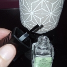 Swatch de Claire.agt : Top coat effet gel, Alessandro International