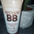 Swatch de Claire.agt : DREAM BRONZE BB, Maybelline New York