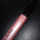 Swatch de bea.agt : Mega Shine Lipgloss, NYX