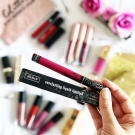 Swatch de leblogdenono : Everlasting Liquid Lipstick - Rouge à lèvres liquide, KAT VON D BEAUTY