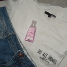 Swatch de Thesweetmakeup : Gel mains nettoyant, Merci Handy