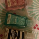 Swatch de Ilonabrl  : Gel mains nettoyant, Merci Handy