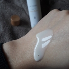 Swatch de Une fille pas Parisienne : Lait pour le Corps, Cosmoz