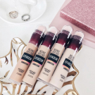 Swatch de Beautyoce : Instant Anti Age l'Effaceur Yeux, Maybelline New York