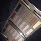 Swatch de Aglto : Naked Ultimate Basics Palette Fards à Paupières, Urban Decay