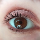 Swatch de Mzelle Cupcake : Smokey Lashes, Golden Rose