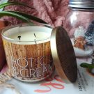 Swatch de Mzelle Cupcake : Hot Cocoa and Cream, Bath & Body Works