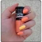 Swatch de Mzelle Cupcake : Vernis Colorshow Bleached Neons, Gemey-Maybelline