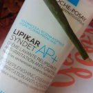 Swatch de Mzelle Cupcake : Lipikar Syndet AP, La Roche-Posay