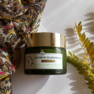 Swatch de Marichka : La Crème de Jouvence Anti-Age, La Provençale