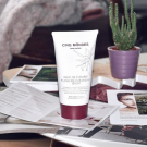 Swatch de It's Blossom Tea : Pâte de Fleurs, Cinq Mondes