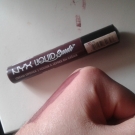 Swatch de Azrou6823 : Liquid Suede Rouge à Lèvres Crème, NYX