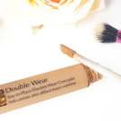 Swatch de Annafaitsonblog : Double Wear - Anti-cernes zéro défaut tenue extrême, Estée Lauder