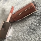 Swatch de Alilybeauty : Gloss Bomb Universal Lip Luminizer - Enlumineur à Lèvres Universel, Fenty Beauty by Rihanna