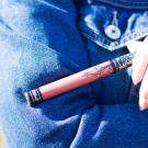 Swatch de Lespetitsboudins : Everlasting Liquid Lipstick - Rouge à lèvres liquide, KAT VON D BEAUTY