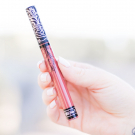 Swatch de Lespetitsboudins : Everlasting Liquid Lipstick - Rouge à lèvres liquide, KAT VON D BEAUTY