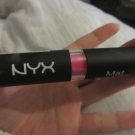 Swatch de joyblot : Matte Lipstick, NYX