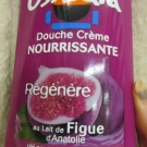 Swatch de joyblot : Douche crème nourrissante regénére au lait de figue, Ushuaia