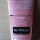 Swatch de Beautetesteuses : Gel Nettoyant Exfoliant Pamplemousse Rose, Neutrogena