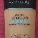 Swatch de Beautetesteuses : Fit Me Fond de Teint Matifiant, Maybelline New York