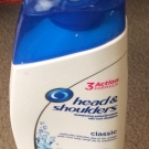 Swatch de Beautetesteuses11 : Shampooing anti-pelliculaire Classic, Head & Shoulders