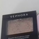 Swatch de Beautetesteuses11 : Poudre Illuminatrice Visage, Sephora