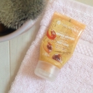 Swatch de Eatmacaroons : Gommage Gourmand Abricot, Yves Rocher