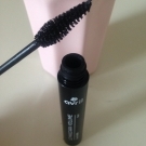 Swatch de Eatmacaroons : Mascara longue tenue, Avril